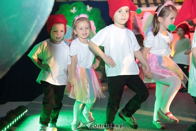 Miejska „dziewiątka” oficjalnie już Bajkową Krainą [11.12.2015] - zdjęcie #30 - eOstroleka.pl