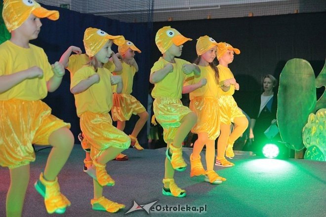 Miejska „dziewiątka” oficjalnie już Bajkową Krainą [11.12.2015] - zdjęcie #8 - eOstroleka.pl