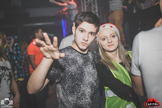 Noc Wariatów z Niną Suerte w Clubie Capitol Sypniewo [13.12.2015] - zdjęcie #36 - eOstroleka.pl