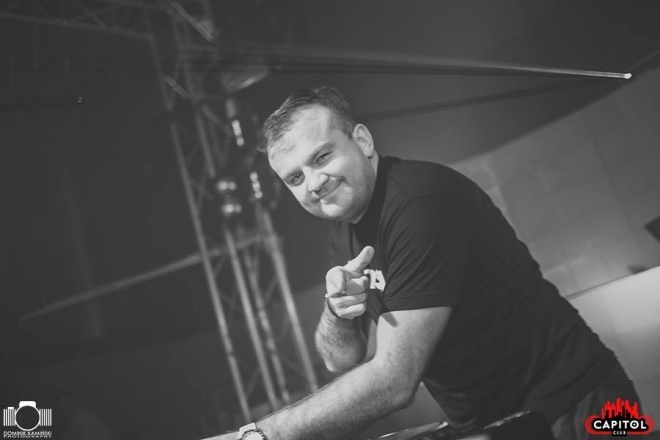 Noc Wariatów z Niną Suerte w Clubie Capitol Sypniewo [13.12.2015] - zdjęcie #27 - eOstroleka.pl
