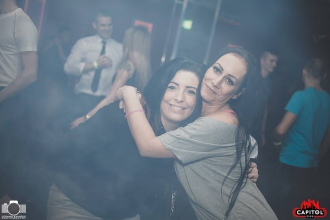 Noc Wariatów z Niną Suerte w Clubie Capitol Sypniewo [13.12.2015] - zdjęcie #86 - eOstroleka.pl