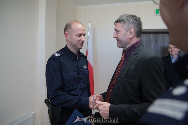 Asp. Sławomir Subczyński „Najpopularniejszym Dzielnicowym Roku” [14.12.2015] - zdjęcie #24 - eOstroleka.pl