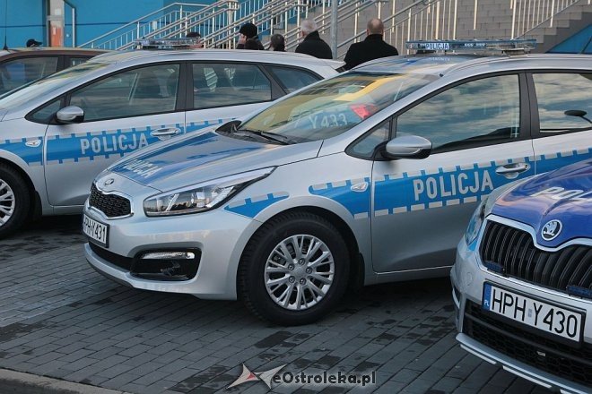 Cztery nowe radiowozy dla ostrołęckiej policji [14.12.2015] - zdjęcie #6 - eOstroleka.pl