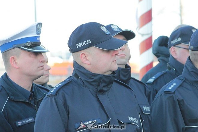 Cztery nowe radiowozy dla ostrołęckiej policji [14.12.2015] - zdjęcie #32 - eOstroleka.pl