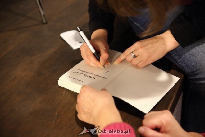 „Szukając Inki” - promocja książki Luizy Łuniewskiej w Ostrołęckim Centrum Kultury [14.12.2015] - zdjęcie #6 - eOstroleka.pl