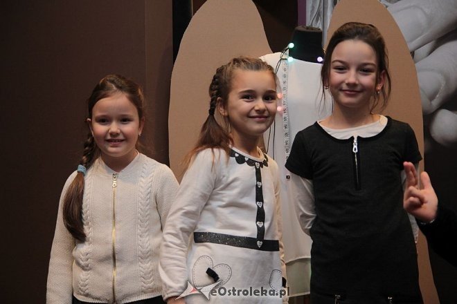 „Gwiazdkowy Anioł”: uroczyste rozstrzygnięcie konkursu i wręczenie nagród [15.2012.2015] - zdjęcie #48 - eOstroleka.pl