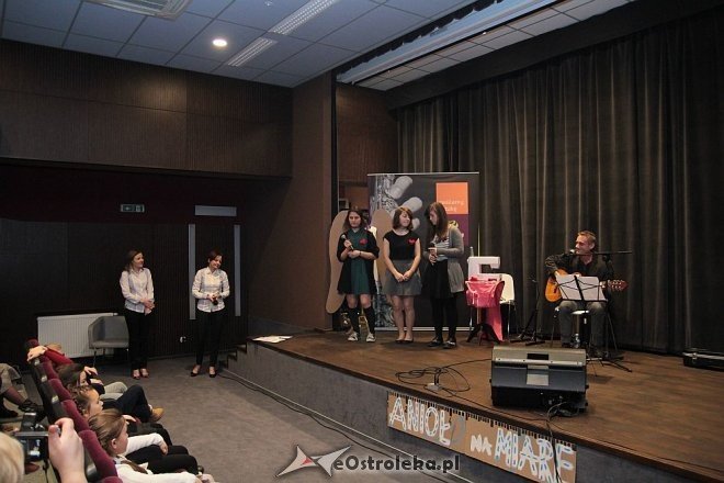 „Gwiazdkowy Anioł”: uroczyste rozstrzygnięcie konkursu i wręczenie nagród [15.2012.2015] - zdjęcie #23 - eOstroleka.pl