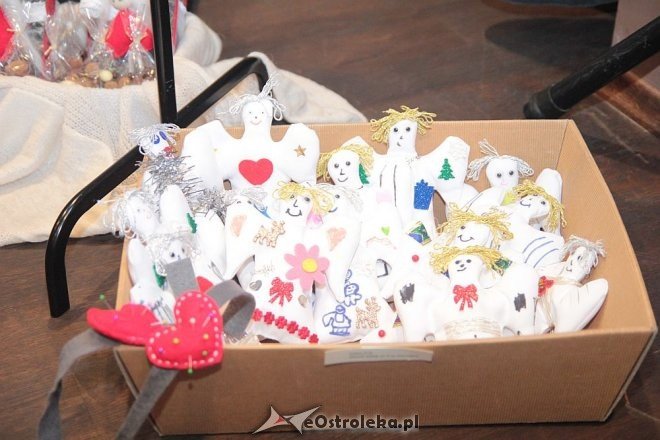 „Gwiazdkowy Anioł”: uroczyste rozstrzygnięcie konkursu i wręczenie nagród [15.2012.2015] - zdjęcie #17 - eOstroleka.pl