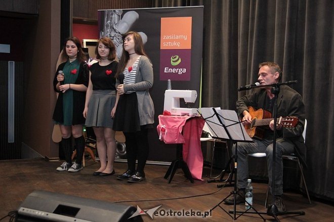 „Gwiazdkowy Anioł”: uroczyste rozstrzygnięcie konkursu i wręczenie nagród [15.2012.2015] - zdjęcie #15 - eOstroleka.pl