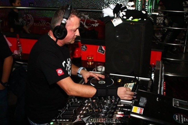 DJ Hazel i Clubbasse w Clubie Ibiza Zalesie [15.12.2015] - zdjęcie #23 - eOstroleka.pl