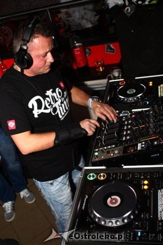 DJ Hazel i Clubbasse w Clubie Ibiza Zalesie [15.12.2015] - zdjęcie #59 - eOstroleka.pl