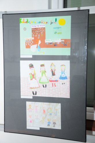 Finisaż wystawy kolekcjonerskiej w Muzeum Kultury Kurpiowskiej [17.12.2015] - zdjęcie #6 - eOstroleka.pl