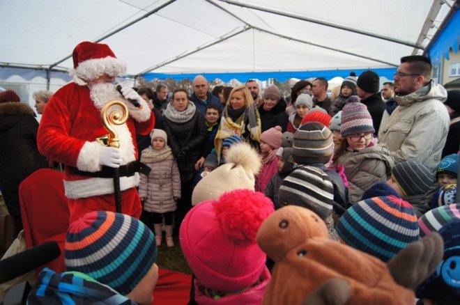 Spotkanie z Mikołajem w Olszewo-Borkach [21.12.2015] - zdjęcie #34 - eOstroleka.pl