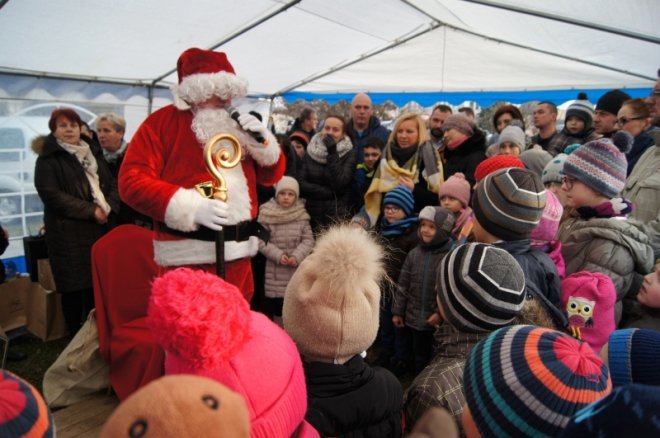 Spotkanie z Mikołajem w Olszewo-Borkach [21.12.2015] - zdjęcie #132 - eOstroleka.pl
