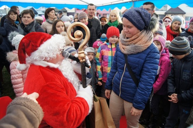 Spotkanie z Mikołajem w Olszewo-Borkach [21.12.2015] - zdjęcie #101 - eOstroleka.pl