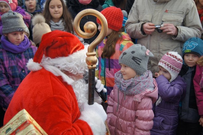 Spotkanie z Mikołajem w Olszewo-Borkach [21.12.2015] - zdjęcie #86 - eOstroleka.pl