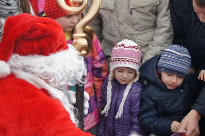 Spotkanie z Mikołajem w Olszewo-Borkach [21.12.2015] - zdjęcie #80 - eOstroleka.pl
