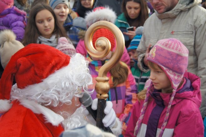 Spotkanie z Mikołajem w Olszewo-Borkach [21.12.2015] - zdjęcie #77 - eOstroleka.pl