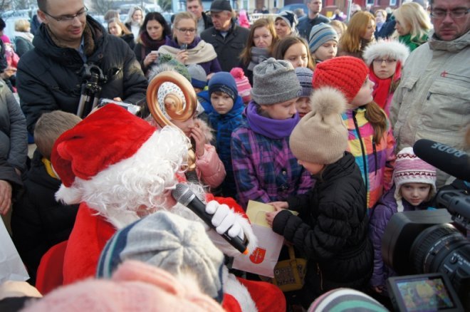 Spotkanie z Mikołajem w Olszewo-Borkach [21.12.2015] - zdjęcie #72 - eOstroleka.pl