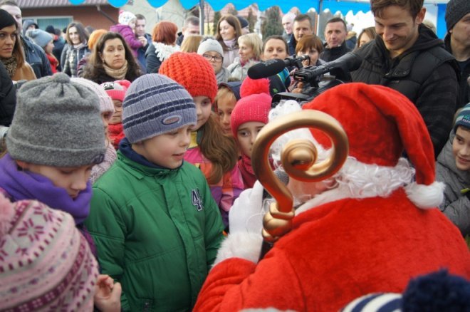 Spotkanie z Mikołajem w Olszewo-Borkach [21.12.2015] - zdjęcie #59 - eOstroleka.pl