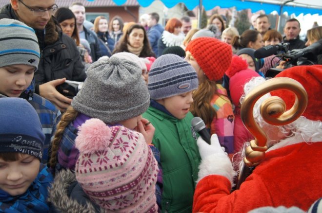 Spotkanie z Mikołajem w Olszewo-Borkach [21.12.2015] - zdjęcie #58 - eOstroleka.pl