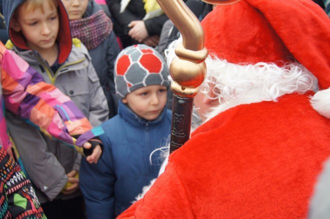 Spotkanie z Mikołajem w Olszewo-Borkach [21.12.2015] - zdjęcie #40 - eOstroleka.pl