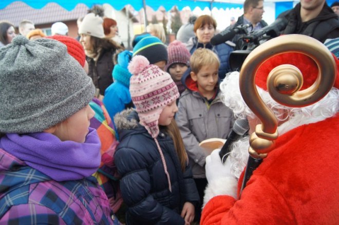 Spotkanie z Mikołajem w Olszewo-Borkach [21.12.2015] - zdjęcie #31 - eOstroleka.pl