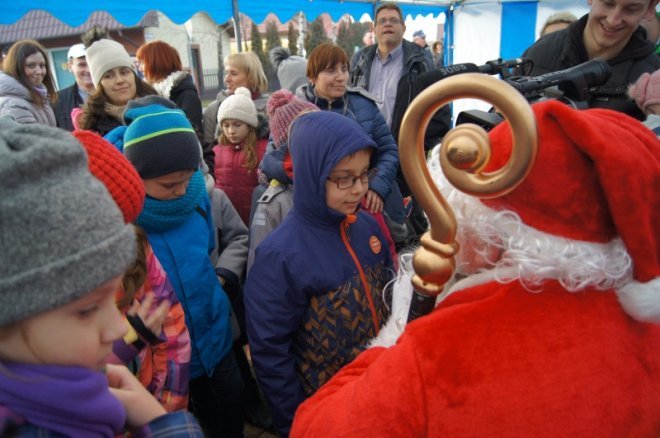 Spotkanie z Mikołajem w Olszewo-Borkach [21.12.2015] - zdjęcie #30 - eOstroleka.pl