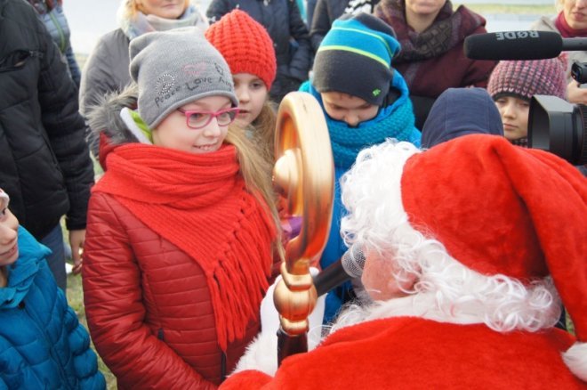 Spotkanie z Mikołajem w Olszewo-Borkach [21.12.2015] - zdjęcie #13 - eOstroleka.pl