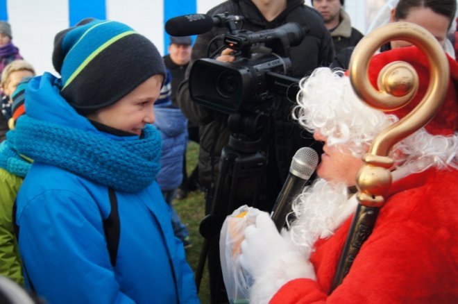 Spotkanie z Mikołajem w Olszewo-Borkach [21.12.2015] - zdjęcie #9 - eOstroleka.pl
