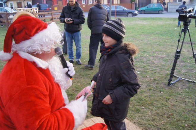 Spotkanie z Mikołajem w Olszewo-Borkach [21.12.2015] - zdjęcie #3 - eOstroleka.pl