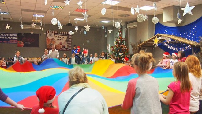Spotkanie z Mikołajem w Klubie Lokator [22.12.2015] - zdjęcie #10 - eOstroleka.pl