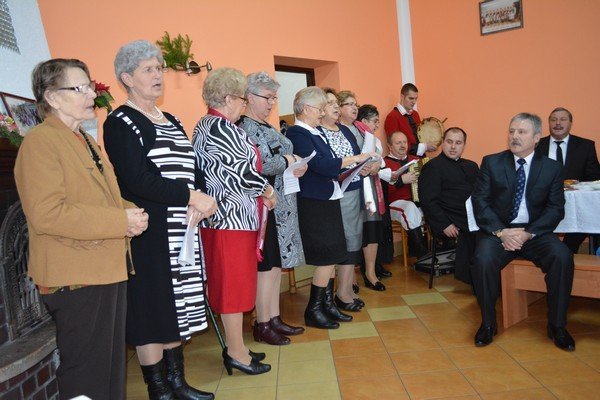 Lipniki: Wigilijne spotkanie z Kołem Gospodyń Wiejskich [22.12.2015] - zdjęcie #16 - eOstroleka.pl