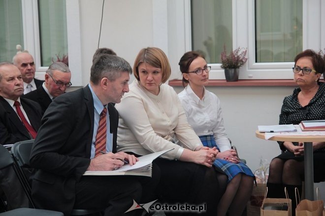 Budżet powiatu ostrołęckiego uchwalony. Radni byli jednogłośni [22.12.2015] - zdjęcie #46 - eOstroleka.pl