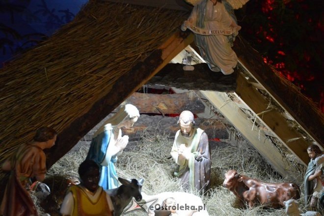 Szopki bożonarodzeniowe w ostrołęckich parafiach [25.12.2015] - zdjęcie #8 - eOstroleka.pl