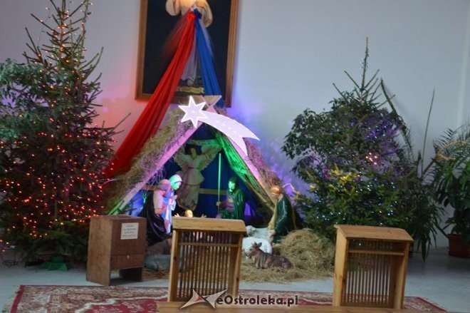 Szopki bożonarodzeniowe w ostrołęckich parafiach [25.12.2015] - zdjęcie #25 - eOstroleka.pl