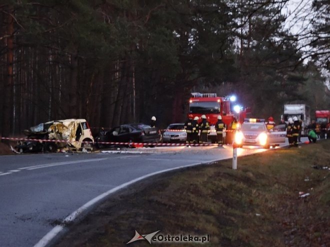 Śmiertelny Wypadek w Czarnowie [25.12.2015] - zdjęcie #1 - eOstroleka.pl