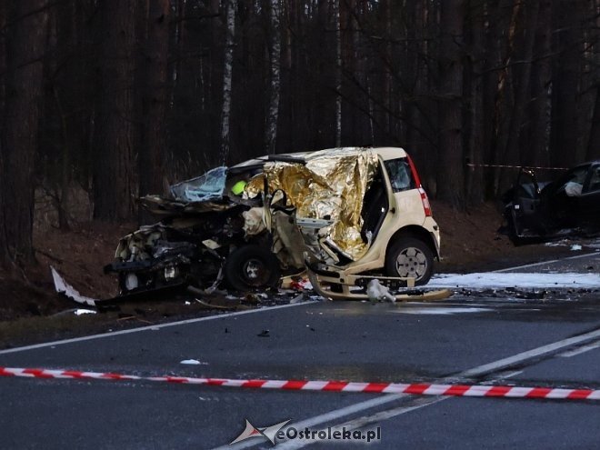Śmiertelny Wypadek w Czarnowie [25.12.2015] - zdjęcie #2 - eOstroleka.pl