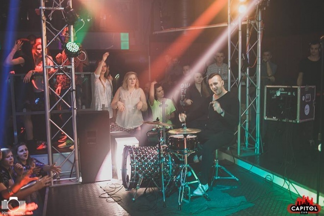 Mega gwiazdy disco polo w Clubie Capitol Sypniewo [27.12.2015] - zdjęcie #28 - eOstroleka.pl