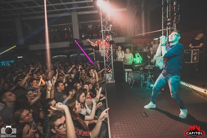 Mega gwiazdy disco polo w Clubie Capitol Sypniewo [27.12.2015] - zdjęcie #92 - eOstroleka.pl