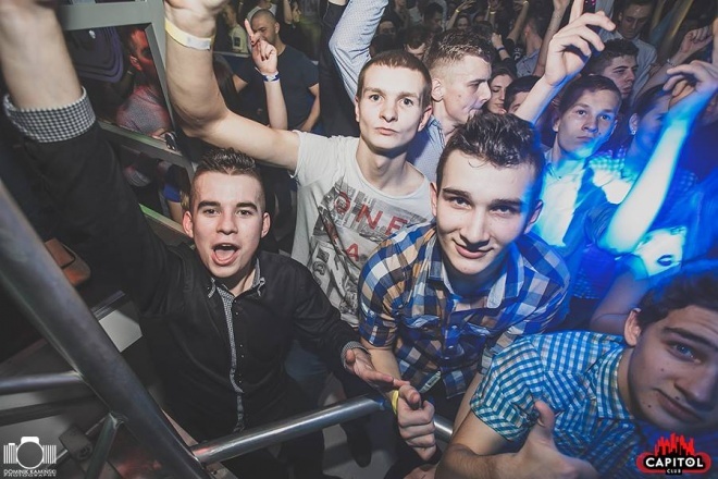 Mega gwiazdy disco polo w Clubie Capitol Sypniewo [27.12.2015] - zdjęcie #109 - eOstroleka.pl