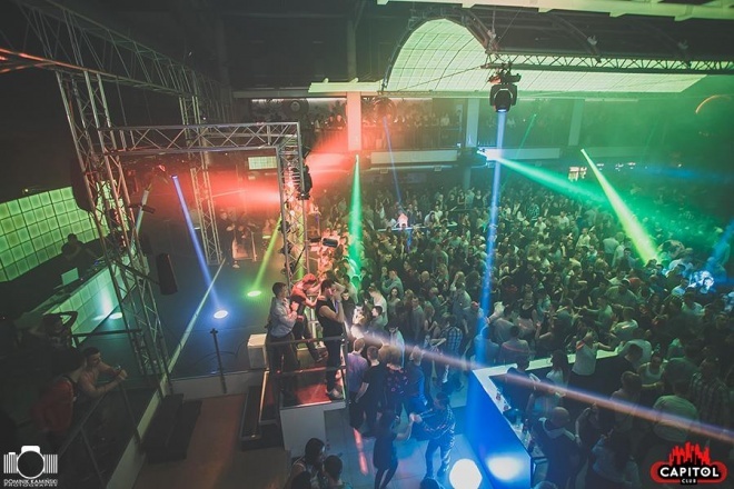 Mega gwiazdy disco polo w Clubie Capitol Sypniewo [27.12.2015] - zdjęcie #137 - eOstroleka.pl