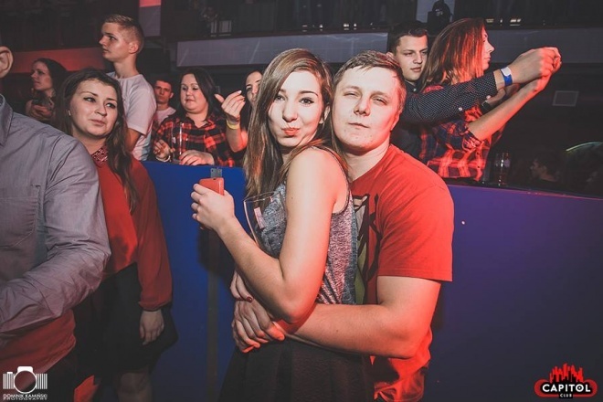 Mega gwiazdy disco polo w Clubie Capitol Sypniewo [27.12.2015] - zdjęcie #28 - eOstroleka.pl