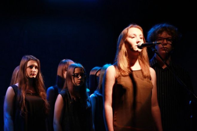 „Scena to dziwna” - koncert pastorałek Jacka Kaczmarskiego [29.12.2015] - zdjęcie #16 - eOstroleka.pl