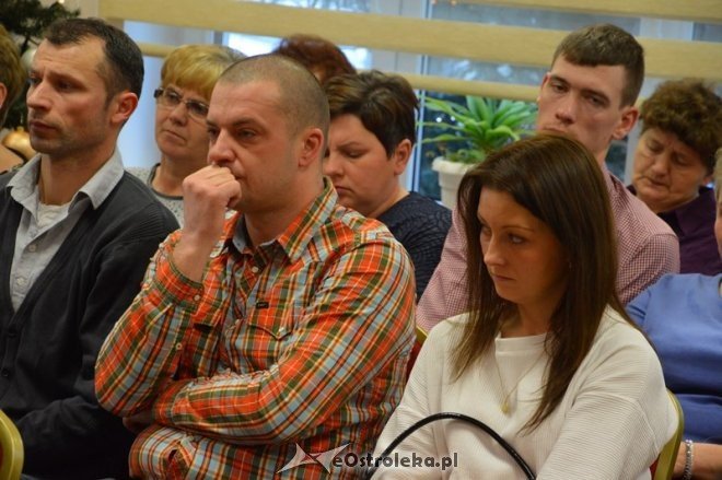 Sesja Rady Gminy Olszewo-Borki [30.12.2015] - zdjęcie #25 - eOstroleka.pl