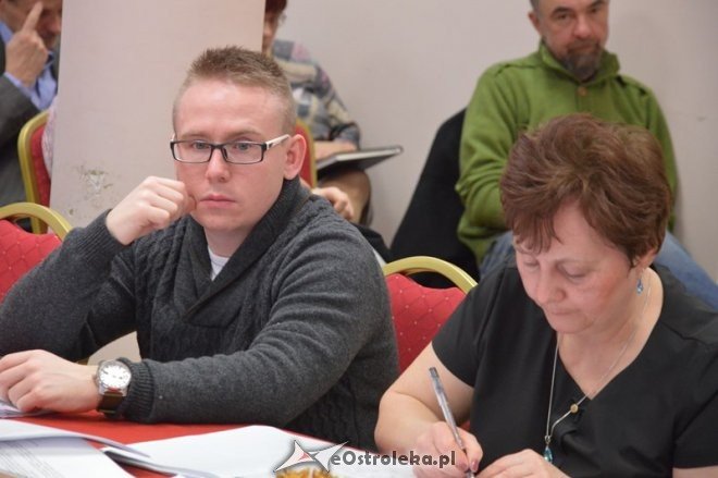 Sesja Rady Gminy Olszewo-Borki [30.12.2015] - zdjęcie #8 - eOstroleka.pl