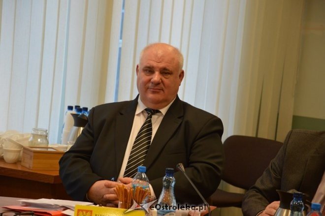 Sesja Rady Miasta Ostrołęki [30.12.2015] - zdjęcie #35 - eOstroleka.pl
