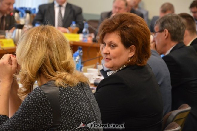 Sesja Rady Miasta Ostrołęki [30.12.2015] - zdjęcie #21 - eOstroleka.pl