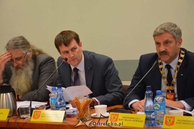 Sesja Rady Miasta Ostrołęki [30.12.2015] - zdjęcie #54 - eOstroleka.pl