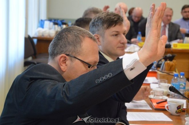 Sesja Rady Miasta Ostrołęki [30.12.2015] - zdjęcie #2 - eOstroleka.pl